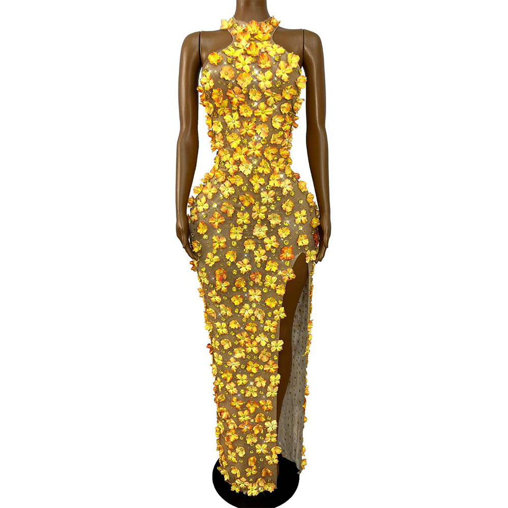 Women Fashion Photoshoot - Sexy Fashion Handmade Pearls Petals Rhinestones