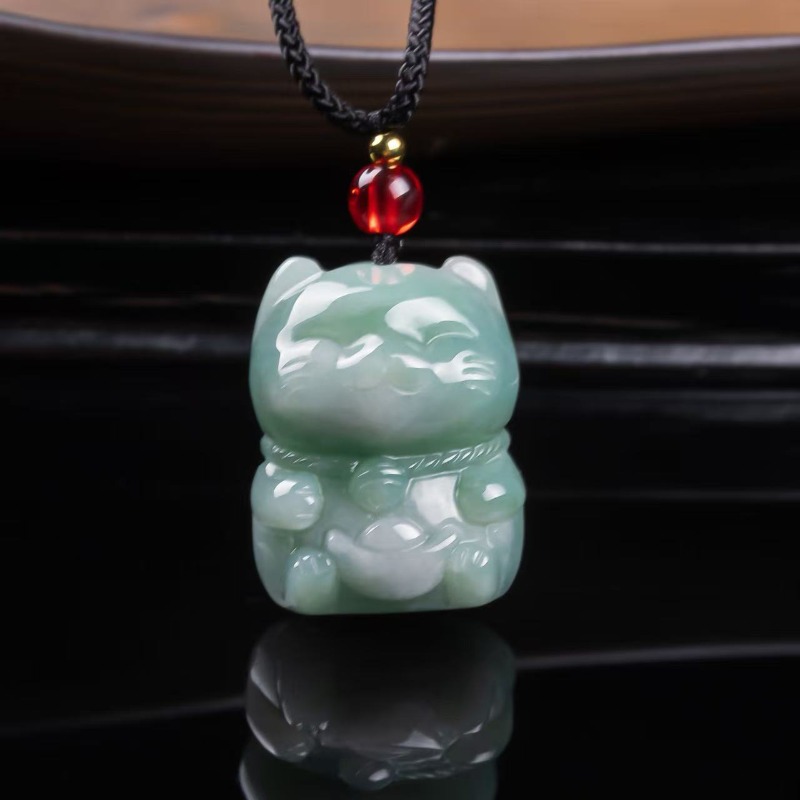 Natural Emerald Jade Lucky Cat - Women'S Fashion 评论和价格