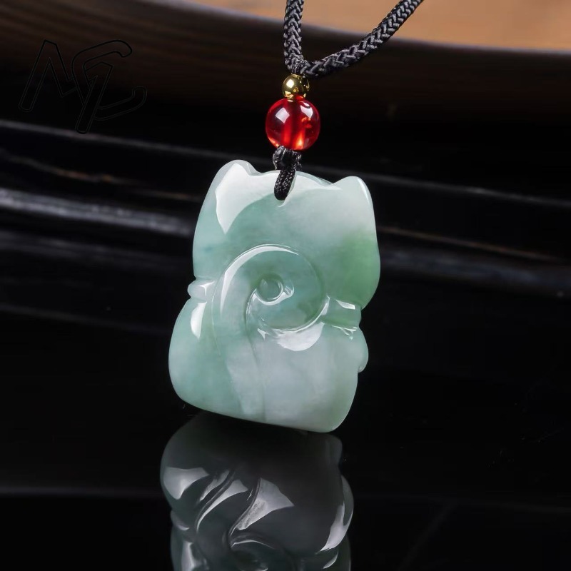 Natural Emerald Jade Lucky Cat - Women'S Fashion 评论和价格