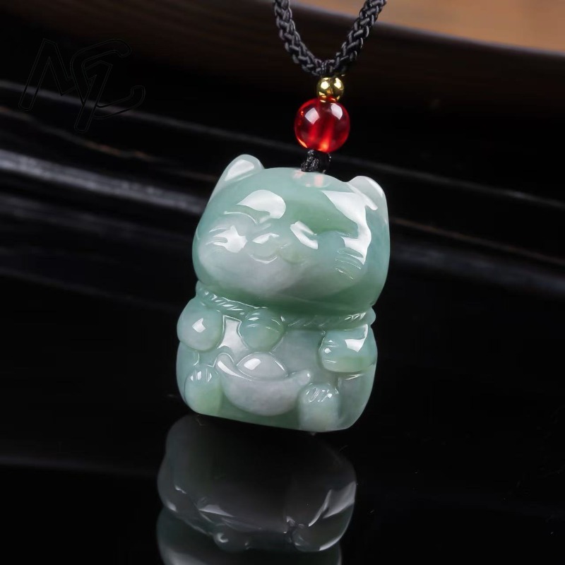 Natural Emerald Jade Lucky Cat - Women'S Fashion 评论和价格