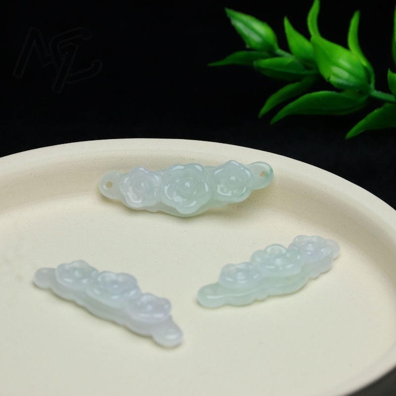 1pc Natural Jadeite Emerald Fl - Women'S Fashion 评论和价格