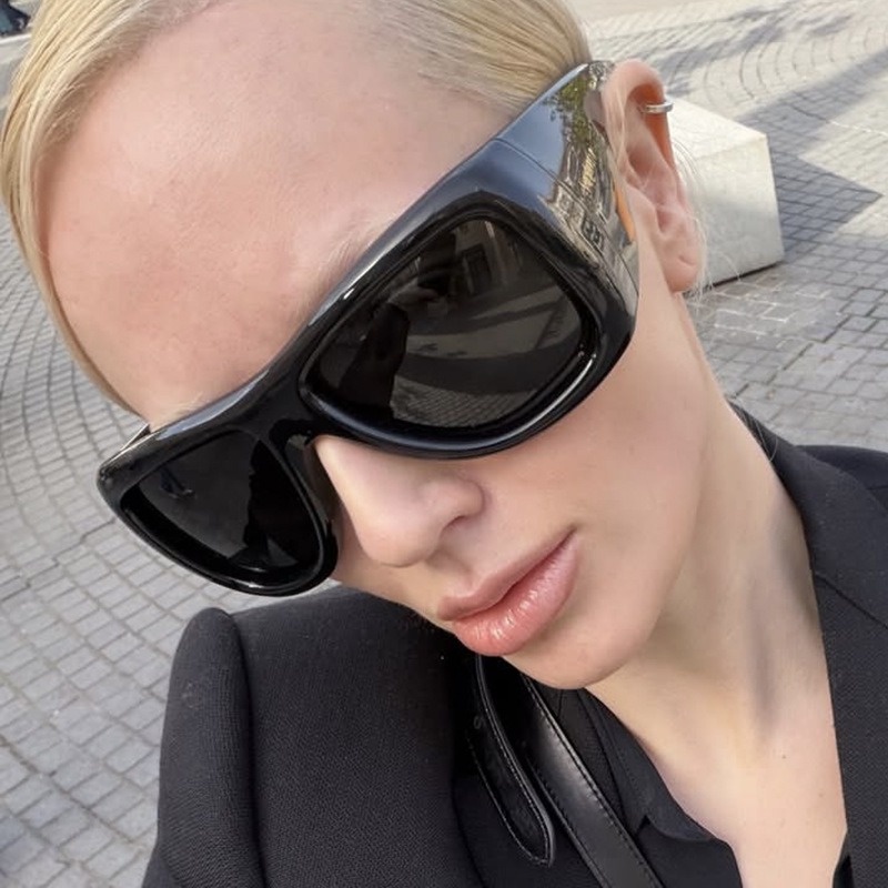 Vintage Oversize Square Y2K Su - Women'S Fashion Eyewear 评论和价格