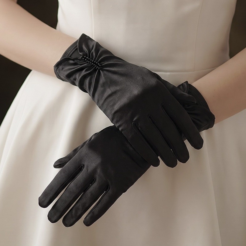 Satin Material Bridal Gloves P - Women Fashion Photoshoot 评论和价格